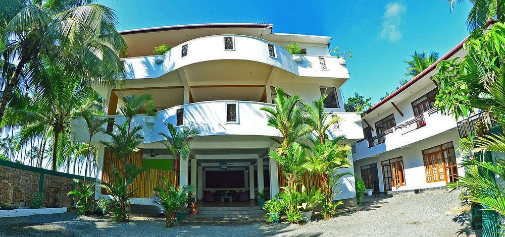 Green Shadows Beach Hotel Wadduwa Extérieur photo